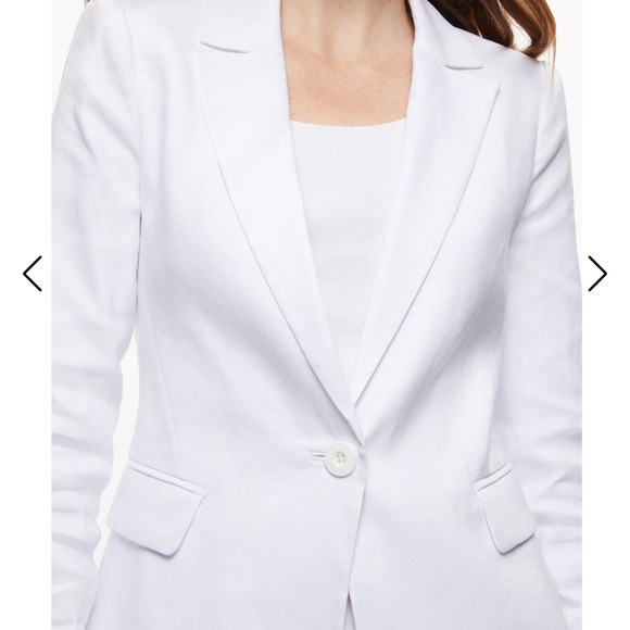 Alice + Olivia Macey Linen Blazer - Picture 5 of 7
